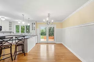 7095 Wyandotte Dr, Green Township, OH 45233 - Photo 10