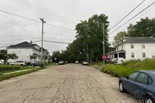 657 Pritz Ave, Dayton, OH 45410 - Photo 4