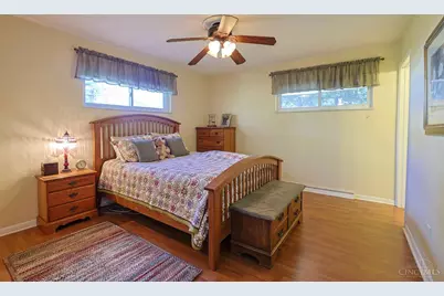 8410 Sunrise Avenue, Springfield Township, OH 45231 - Photo 18