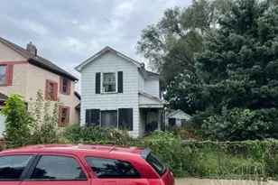 320 Alaska St, Dayton, OH 45404 - Photo 1
