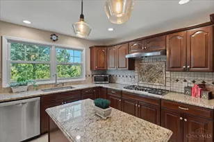 3834 Foxtail Ln, Miami Township, OH 45248 - Photo 10