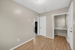 2949 Mignon Ave, Cincinnati, OH 45211 - Photo 24