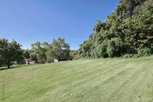1125 W Seymour Ave, Springfield Township, OH 45216 - Photo 6