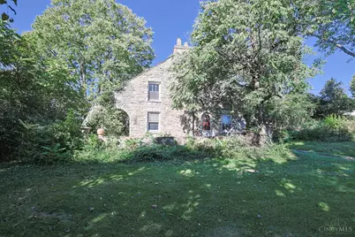 1125 W Seymour Avenue, Springfield Township, OH 45216 - Photo 1