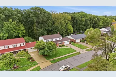9596 Leebrook Drive, Springfield Township, OH 45231 - Photo 4