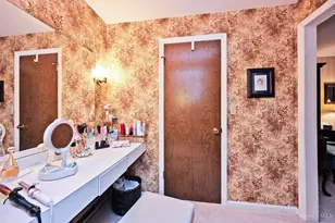 8542 Holiday Hills Dr, Anderson Township, OH 45255 - Photo 28
