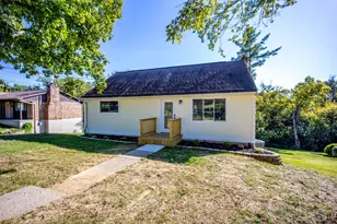 6435 Louese Ln, Green Township, OH 45248 - Photo 2