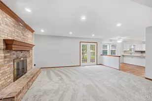 6816 Kings River Ct, Liberty Township, OH 45044 - Photo 12