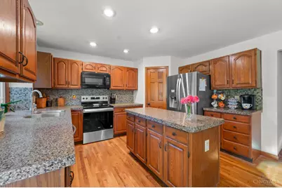 1275 Avalon Drive, Hamilton Township, OH 45039 - Photo 14