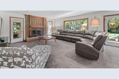1275 Avalon Drive, Hamilton Township, OH 45039 - Photo 24