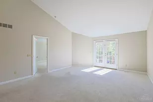 5690 Windridge View, Columbia Township, OH 45243 - Photo 8