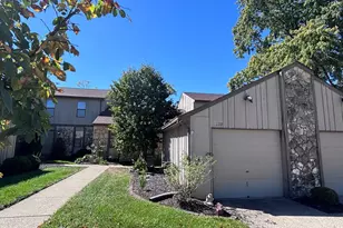5289 Pros Dr, West Chester, OH 45069 - Photo 1