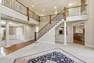 7096 Hollywood Dr, West Chester, OH 45069 - Photo 8