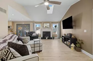 1248 Carriage Hill Ln, Hamilton, OH 45013 - Photo 2