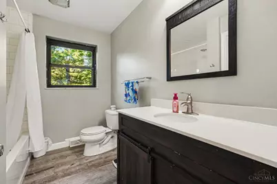721 Ridgewood Lane, Miami Township, OH 45150 - Photo 22