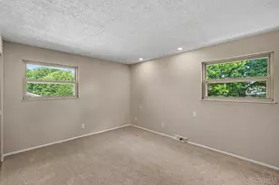 5494 Cleander Dr, Delhi Township, OH 45238 - Photo 10