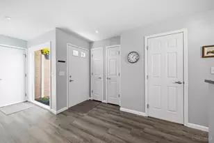 3760 Ashworth Dr, Cincinnati, OH 45208 - Photo 4