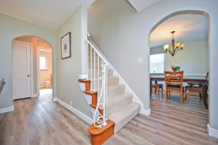 8525 Prilla Ln, Anderson Township, OH 45255 - Photo 6