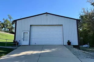6320 Brierly Creek Rd, Green Township, OH 45247 - Photo 2