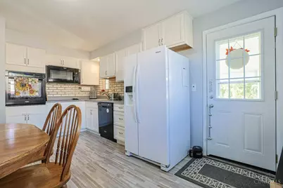 9313 Montoro Drive, Springfield Township, OH 45231 - Photo 12