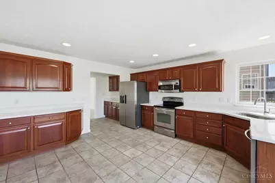 7471 Victoria Falls Avenue, Deerfield Township, OH 45039 - Photo 8