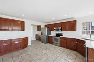 7471 Victoria Falls Ave, Deerfield Township, OH 45039 - Photo 8