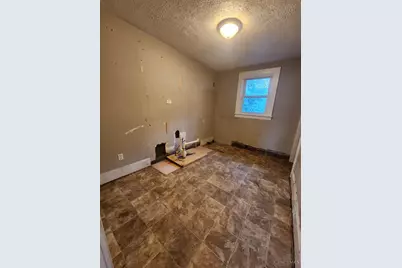 1833 Emerson Avenue, Cincinnati, OH 45239 - Photo 6