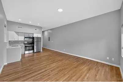 418 Torrence Court #2, Cincinnati, OH 45202 - Photo 4