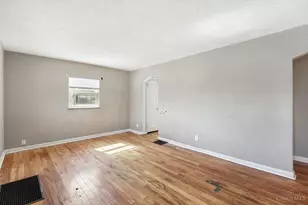 579 Greenwell Ave, Delhi Township, OH 45238 - Photo 6