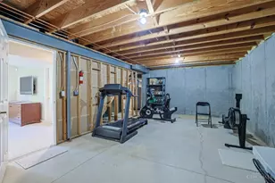 285 Ashley Ct, Wyoming, OH 45215 - Photo 46