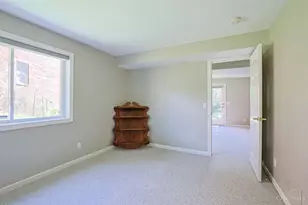285 Ashley Ct, Wyoming, OH 45215 - Photo 38