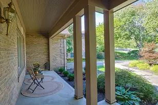 285 Ashley Ct, Wyoming, OH 45215 - Photo 4
