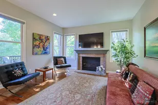 285 Ashley Ct, Wyoming, OH 45215 - Photo 12
