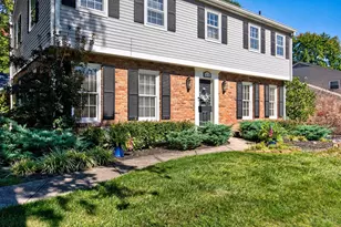 5510 Bayberry Dr, Sycamore Township, OH 45242 - Photo 2