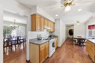 7870 Surreywood Dr, Miami Township, OH 45052 - Photo 22