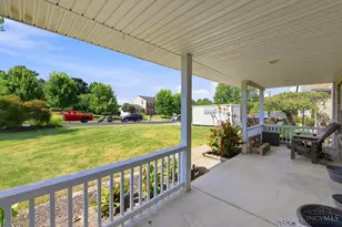 7870 Surreywood Dr, Miami Township, OH 45052 - Photo 8
