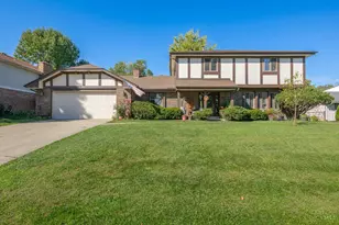 4825 Ronald Dr, Middletown, OH 45042 - Photo 1