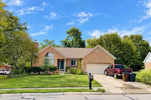 949 Carson Dr, Lebanon, OH 45036 - Photo 2