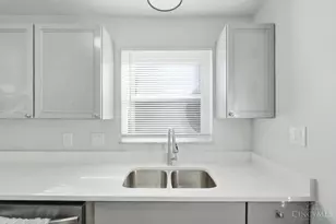 9237 Orangewood Dr, Colerain Township, OH 45231 - Photo 12