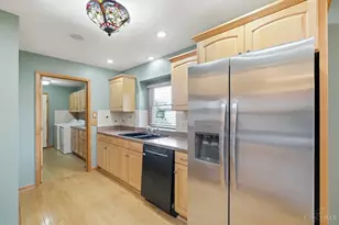 1589 Rockleigh Rd, Washington Twp, OH 45458 - Photo 12