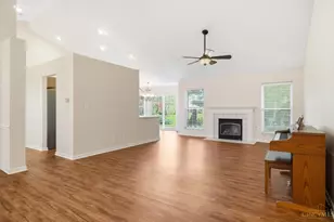 1096 Reveres Run, Lebanon, OH 45036 - Photo 6