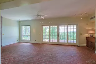11 Weebetook Ln, Cincinnati, OH 45208 - Photo 10