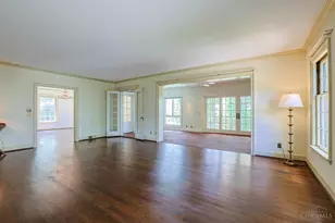 11 Weebetook Ln, Cincinnati, OH 45208 - Photo 8