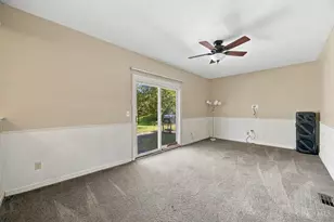 1946 Edgewater Dr, Springfield Township, OH 45240 - Photo 18