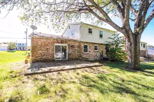 1946 Edgewater Dr, Springfield Township, OH 45240 - Photo 34