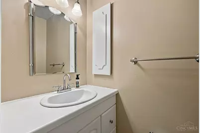 1946 Edgewater Drive, Springfield Township, OH 45240 - Photo 20