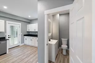 3947 Warwick Ave, Cincinnati, OH 45229 - Photo 10
