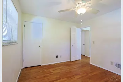 4290 Selby Court, Cheviot, OH 45211 - Photo 16