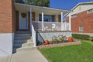 3214 Lillwood Ln, Colerain Township, OH 45251 - Photo 4