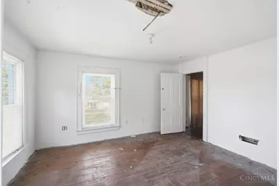 637 W Fosters Maineville Road, Hamilton Township, OH 45039 - Photo 34